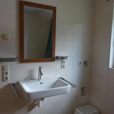 Neu! Bi't Swaalvkenuest * Aurich